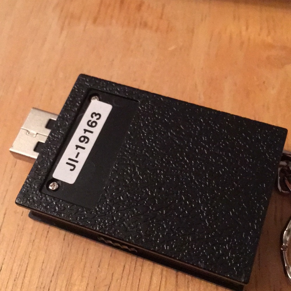 Untested bible Keychain - Picture 4 of 4
